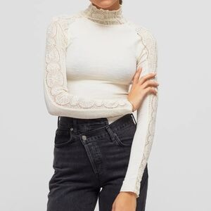 FREE PEOPLE TOP SIZE L